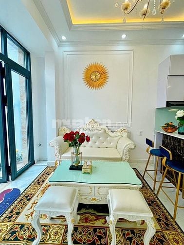 Bán nhà riêng tại Lê Thúc Hoạch, 2,2 tỷ, 37m2, 4PN, 4WC, đẹp xuất sắc