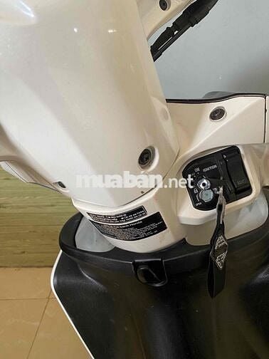 Honda Vision 2018 Trắng 22457 km