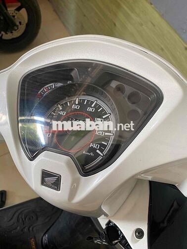 Honda Vision 2018 Trắng 22457 km