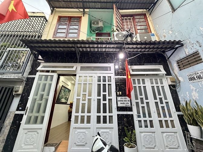     Nhà Nguyễn Xí, 4PN – 73m² (6.5x11) – 7.95 tỷ