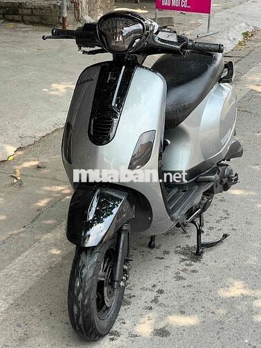 Piaggio Vespa 50 Bạc 2020