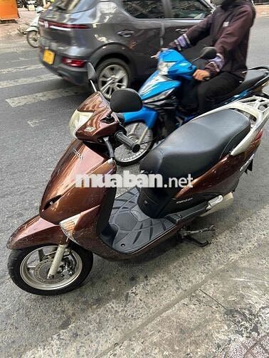 Honda Lead màu Nâu
