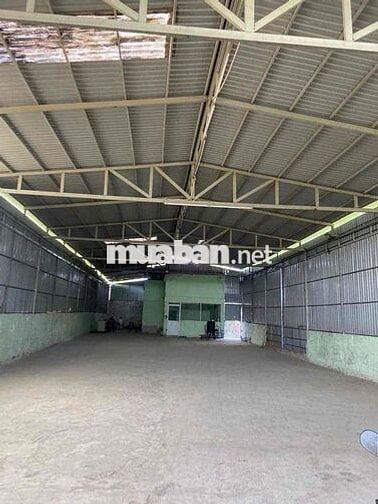 Cho thuê kho gần 500m2 mặt tiền nguyễn Bình