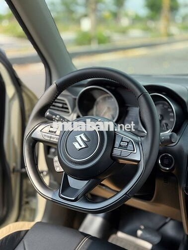 Suzuki Swift 2023 GLX 1.2CVT 38936km full hãng