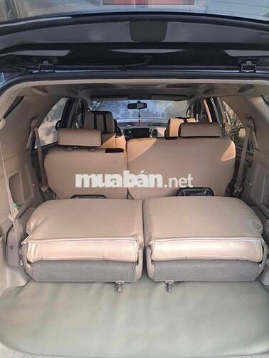 Toyota Fortuner 2013 1 cầu 140000 km Xám
