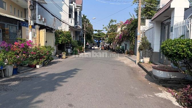 Nhà 1246 Lê Văn Lương, Xã Phước kiển, 184m2, Hướng Đông