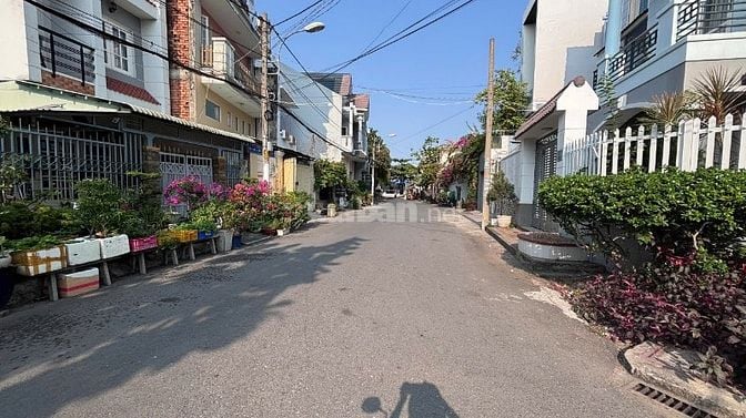 Nhà 1246 Lê Văn Lương, Xã Phước kiển, 184m2, Hướng Đông