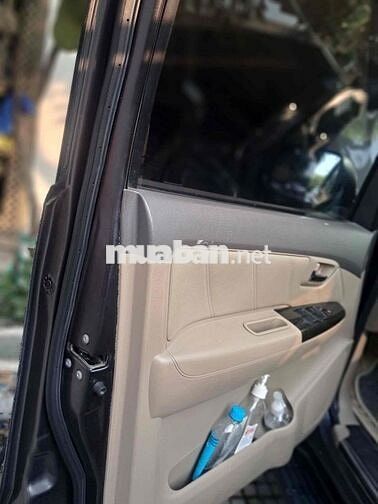 Toyota Fortuner 2013 1 cầu 140000 km Xám