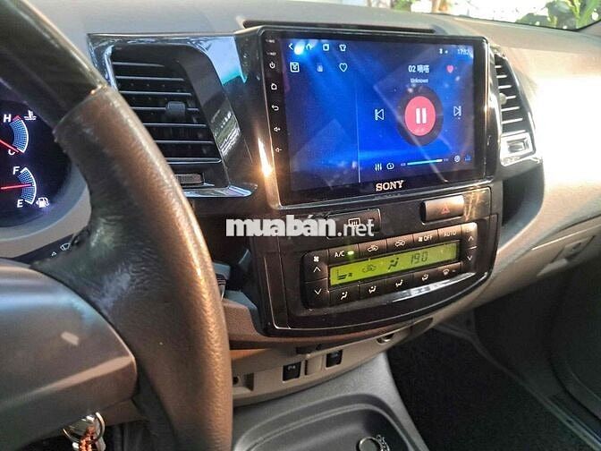 Toyota Fortuner 2013 1 cầu 140000 km Xám