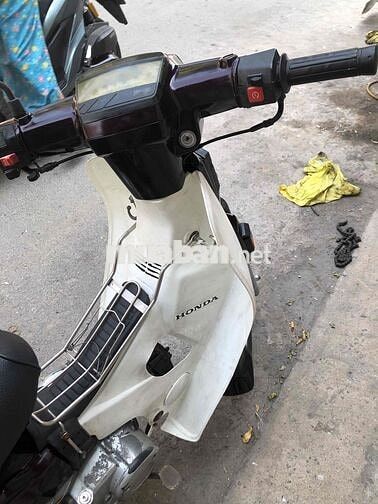 Honda Dream II thái nâu trắng