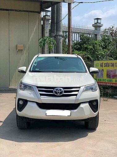 Toyota Fortuner 2017 số sàn máy dầu