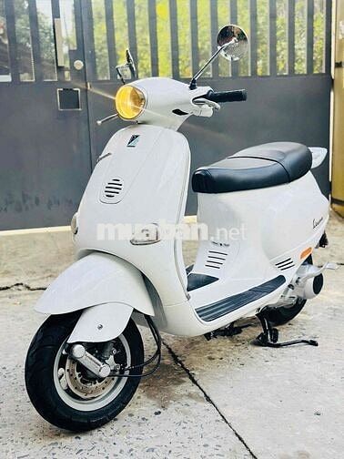 Piaggio Vespa ET8 150cc Trắng