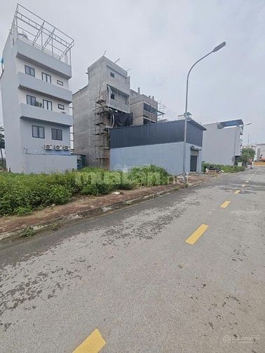Bán đất mặt tiền Huỳnh Cung, Thanh Trì, Hà Nội - gần UBND, giá tốt