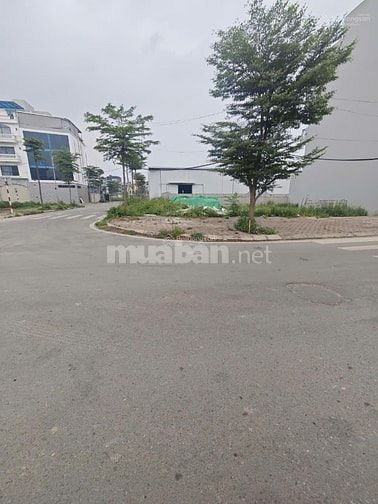 Bán đất mặt tiền Huỳnh Cung, Thanh Trì, Hà Nội - gần UBND, giá tốt