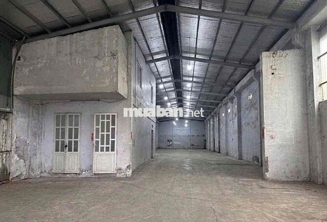 Kho Hiệp Thành, Dt 12x56(650m), có văn phòng, đường xe công