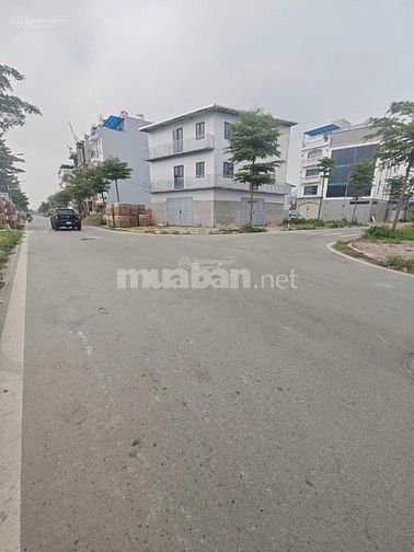Bán đất mặt tiền Huỳnh Cung, Thanh Trì, Hà Nội - gần UBND, giá tốt