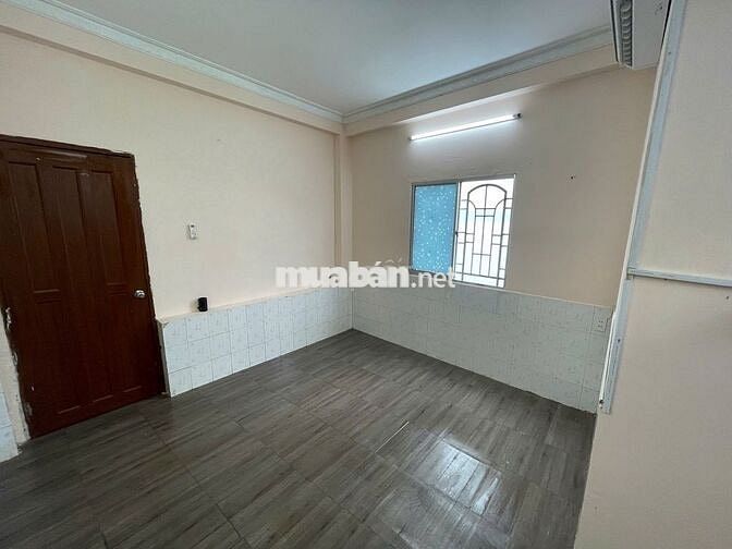 CHÍNH CHỦ CHO THUÊ PHÒNG TRỌ – HẺM 958 LẠC LONG QUÂN