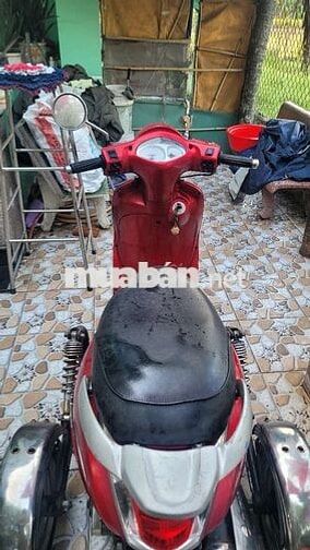 SYM Attila màu Đỏ 4 bánh