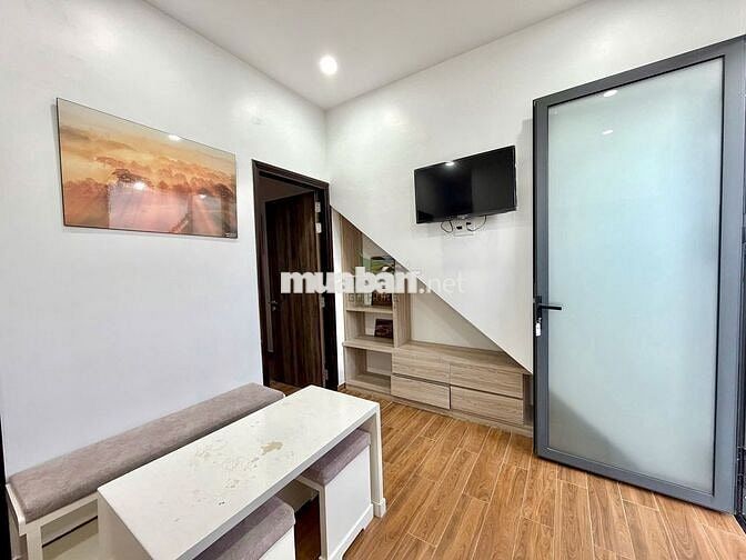 CHO THUÊ CĂN HỘ SÂN VƯỜN 2 PHÒNG NGỦ GIÁ 7,5 TRIỆU/THÁNG BAO ĐIỆN NƯỚC
