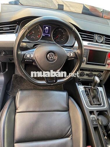 Volkswagen Passat sx 2017 model 2018 Trắng
