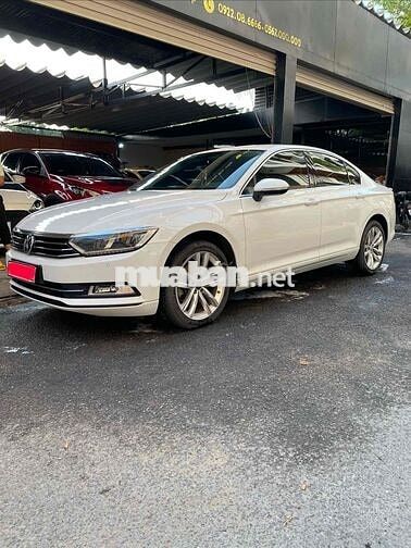 Volkswagen Passat sx 2017 model 2018 Trắng