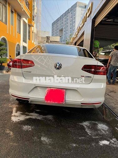 Volkswagen Passat sx 2017 model 2018 Trắng