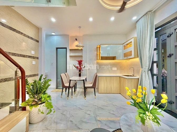 BÁN NHÀ ĐẸP NỞ HẬU ĐƯỜNG HUỲNH VĂN BÁNH PHÚ NHUẬN 