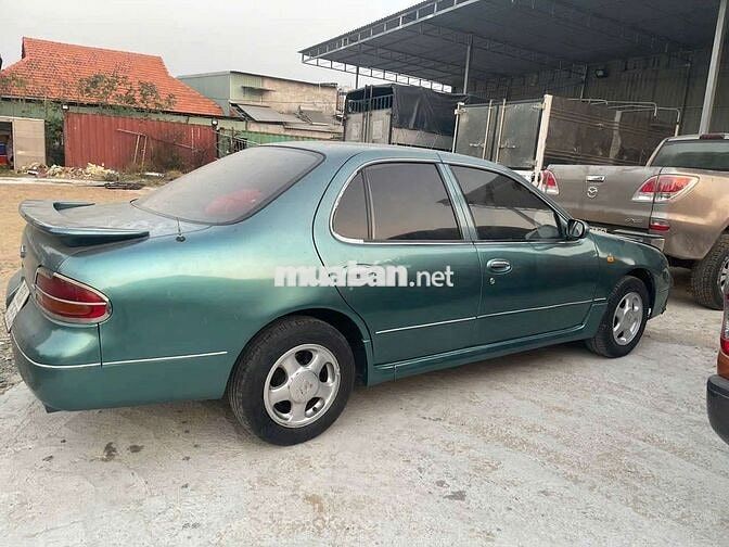Nissan Bluebird