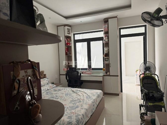 Bán nhà Quận 7 đường số 15 P.Tân Kiểng, dt 4x19,3m,3 lầu,st mới đẹp