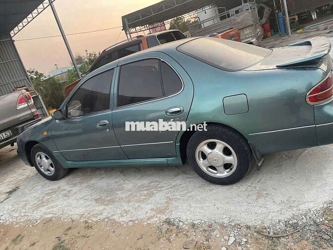 Nissan Bluebird