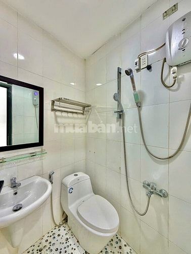BÁN NHÀ ĐẸP NỞ HẬU ĐƯỜNG HUỲNH VĂN BÁNH PHÚ NHUẬN 