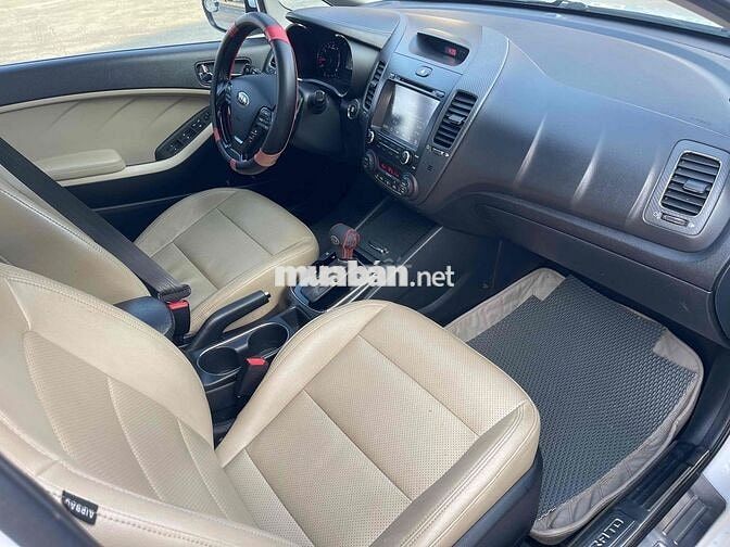 Kia Cerato 2017 FUIL kịch option 2.0 , 1 chu