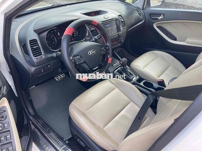 Kia Cerato 2017 FUIL kịch option 2.0 , 1 chu