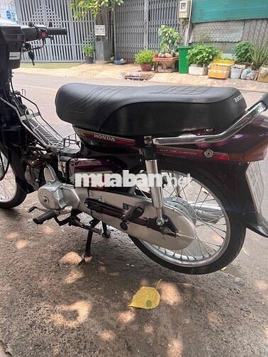 Honda Dream Thái BSTP