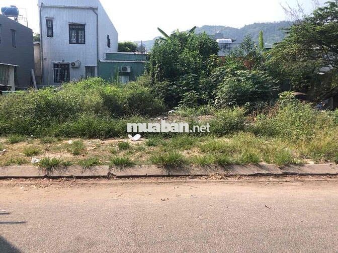 NẮM CHỦ – NHẬN CỌC | BÁN LÔ TĐC HÒA SƠN Vị trí: Sát chợ An Ngãi Đông,