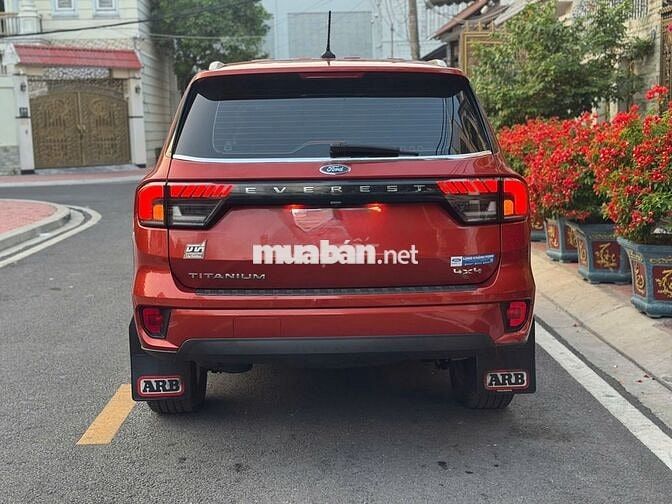 Ford Everest Titanium 4x4 2022 - BHMR 2027