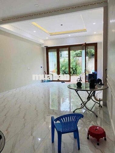 NHÀ ĐẸP TRẢNG DÀI – DỌN VÀO Ở NGAY, GIÁ CHỈ 5TR/THÁNG! 💥