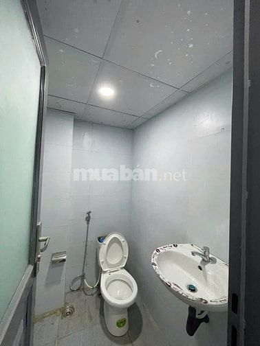 CHO THUÊ NHÀ NGUYÊN CĂN MỚI XÂY 195m² – VỊ TRÍ ĐẸP 