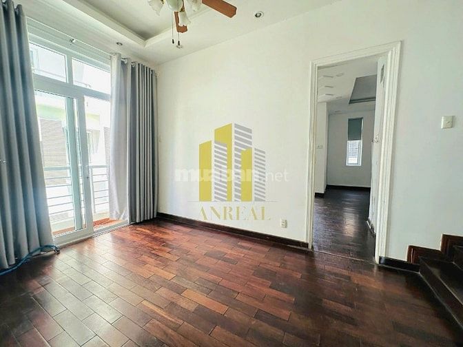 CHO THUÊ VILLA GẦN ĐƯỜNG SONG HÀNH - TRẦN NÃO 200M2 GIÁ 39 TRIỆU