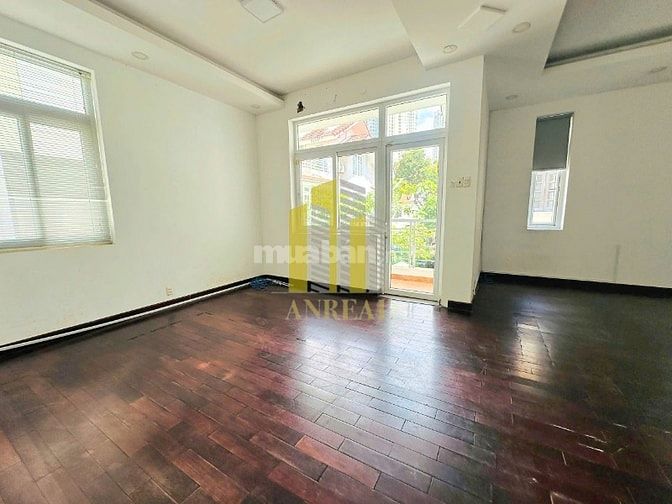 CHO THUÊ VILLA GẦN ĐƯỜNG SONG HÀNH - TRẦN NÃO 200M2 GIÁ 39 TRIỆU