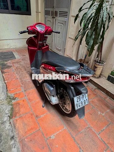 Honda Vision Đỏ