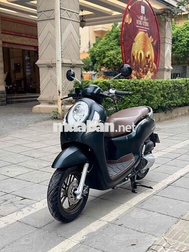 Scoopy 11fi đen nhám 2025 khoá smartkey chạy 3ngin