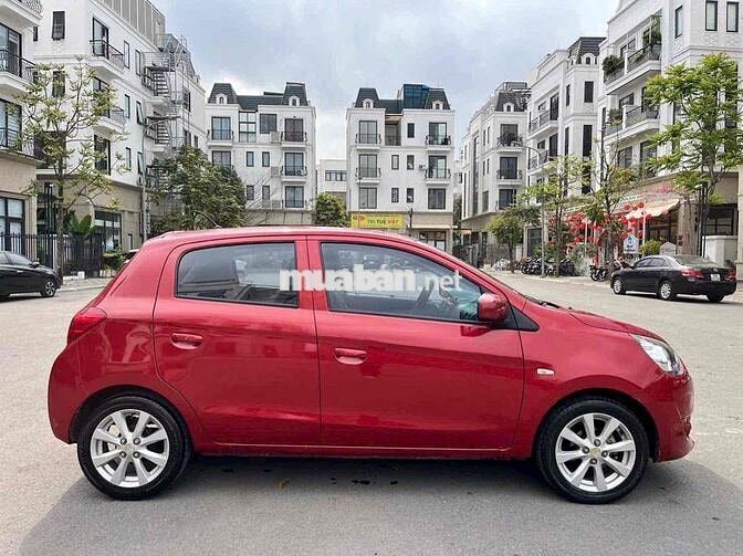 Mitsubishi Mirage 2015 Đỏ