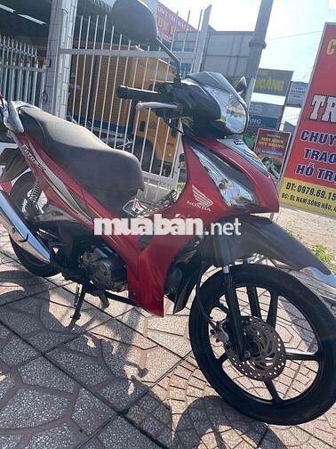 Honda Future Fi 2016 Đỏ đen biển 65 chính chủ