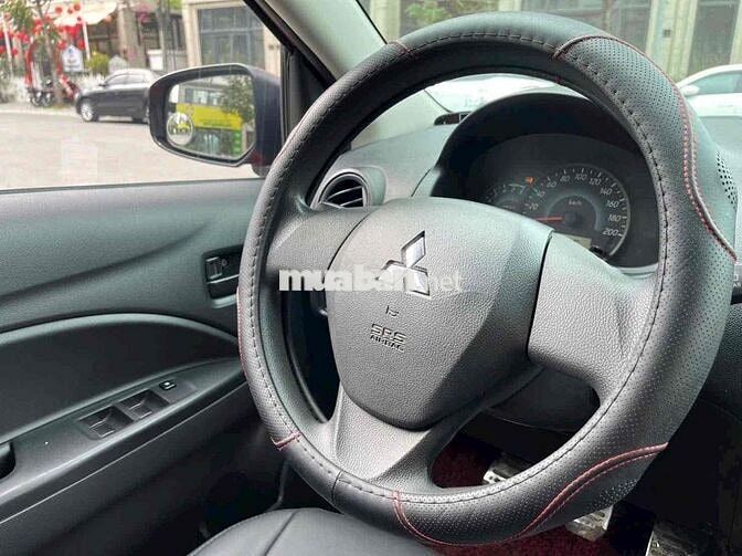 Mitsubishi Mirage 2015 Đỏ