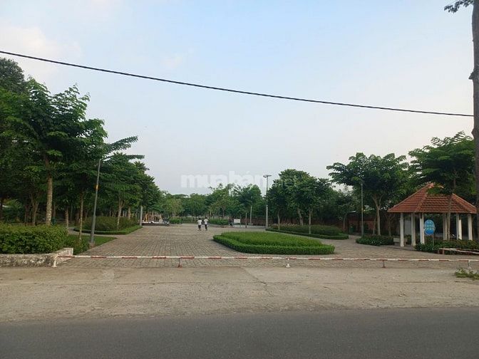 Bán đất mặt tiền Bùi Thị Điệt,  Củ Chi, 9x65m thổ cư 100%, vuông vức