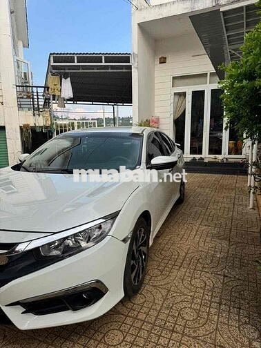 Honda Civic 2018 Trắng