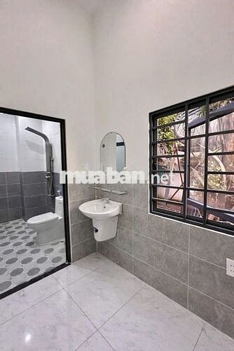 GIẢM 100TR BÁN NHÀ LẦU 5x21M NGAY CHỢ THẠNH PHÚ SHR CHỈ CÒN 700TR 