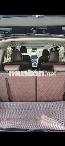 Toyota Innova Cross Hybrid 2024 25100 km xanh Đen