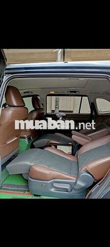 Toyota Innova Cross Hybrid 2024 25100 km xanh Đen